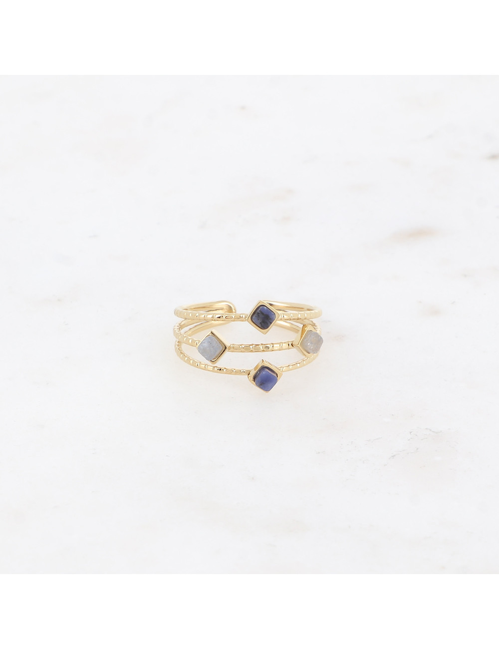 Bague dorée 3 rangs avec pierres naturelles gris bleues