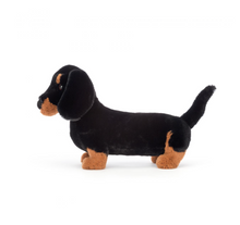 Charger l&#39;image dans la galerie, JELLYCAT - freddie sausage dog jellycat peluche chien
