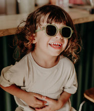 Charger l&#39;image dans la galerie, HELLO HOSSY - Lunettes de soleil enfant Koody Olive
